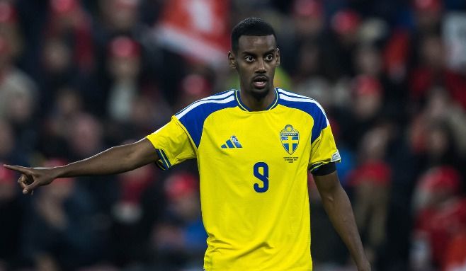 尴尬！夏窗标王伊萨克在英超、欧冠和世欧预皆没打开进球账户