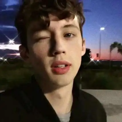 6686体育官网铜牌作者Tessa