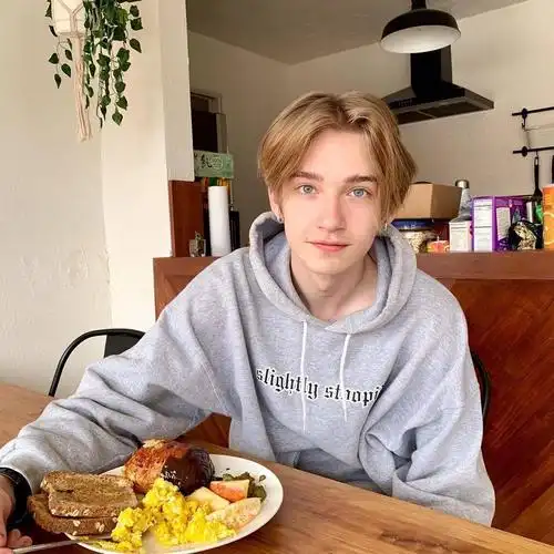 6686体育官网铁牌作者全世界按个