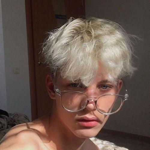 6686体育官网钻石作者Lilly