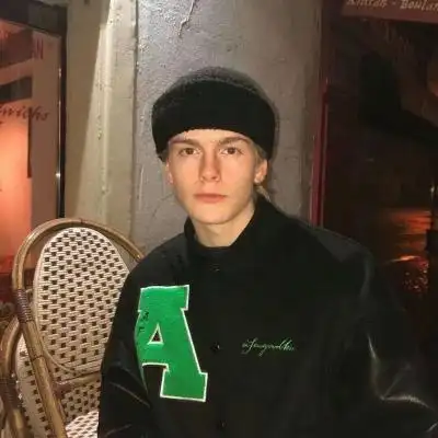 6686体育官网铜牌作者Gareth