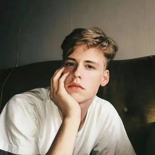 6686体育官网铜牌作者清酒与友