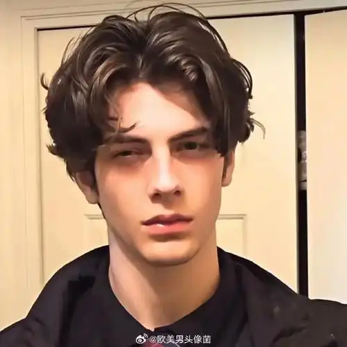 6686体育官网海外作者Caleb